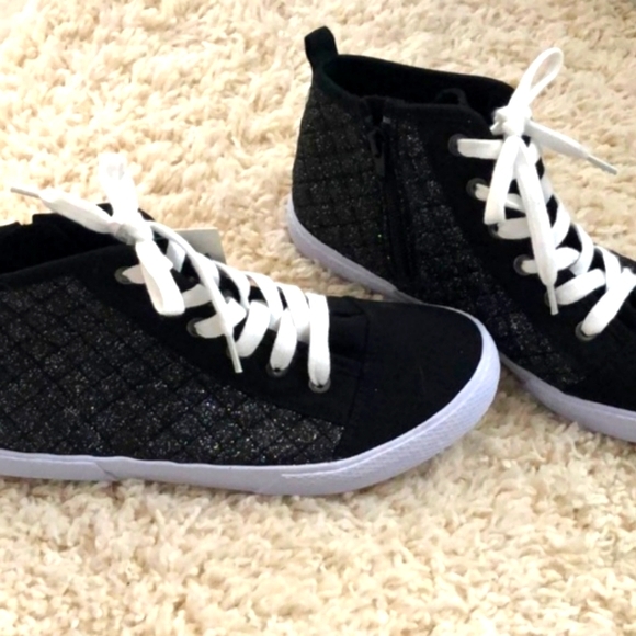 Cat & Jack Other - Cat and Jack hi top size 4 in womans